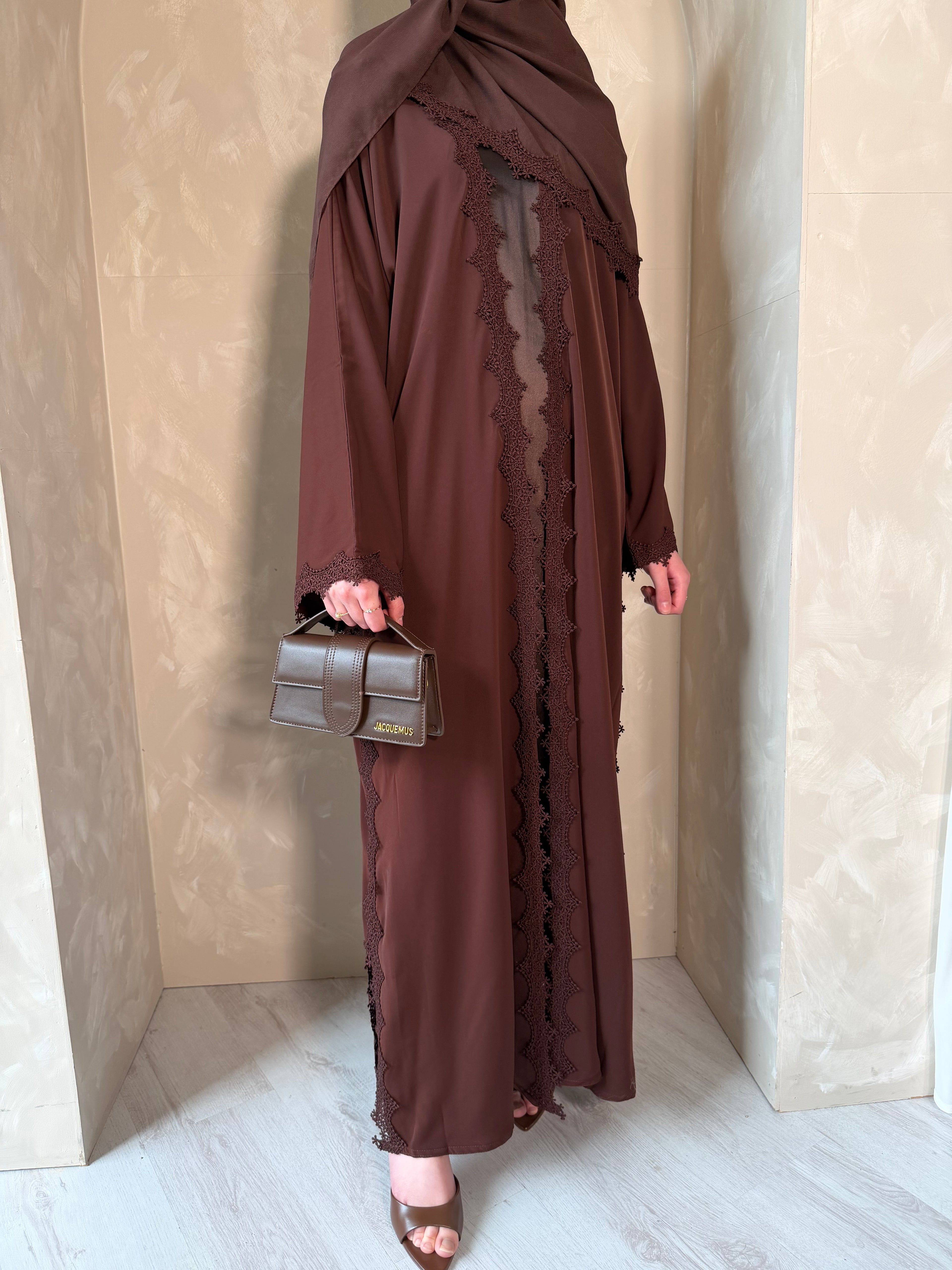 Lace Abaya - Brown