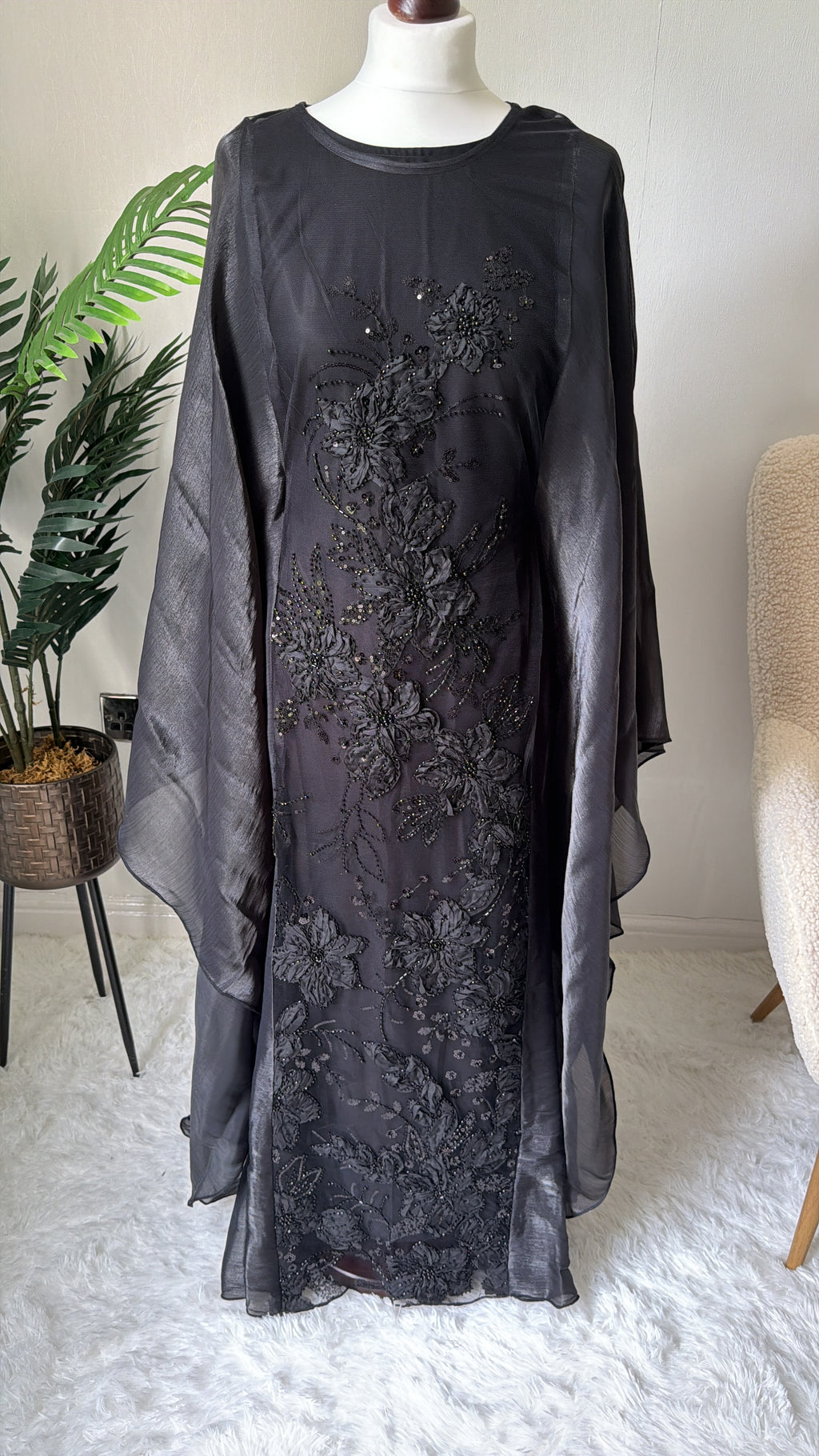 Jameela -  Black Abaya