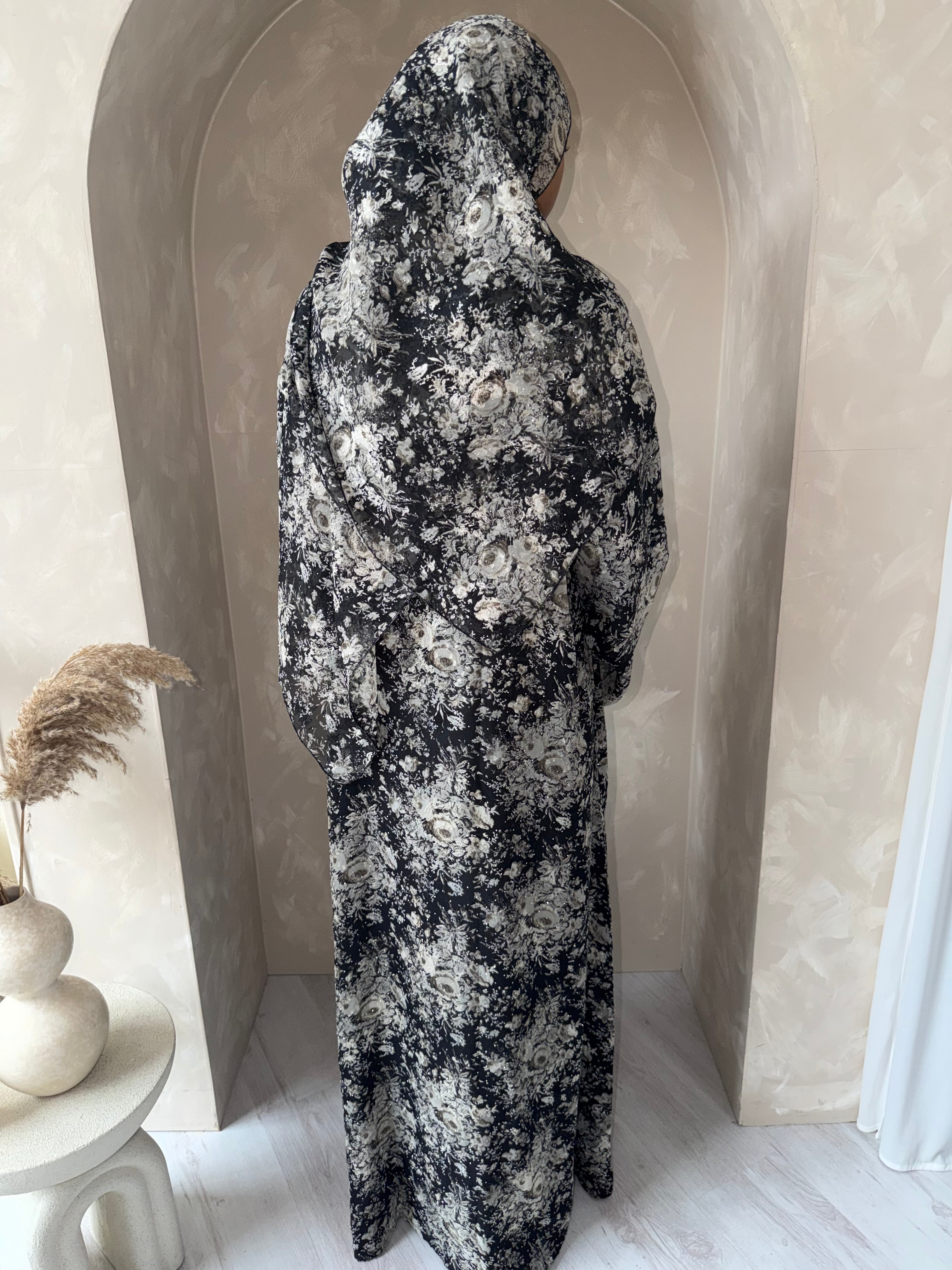 Zahra Abaya - Black