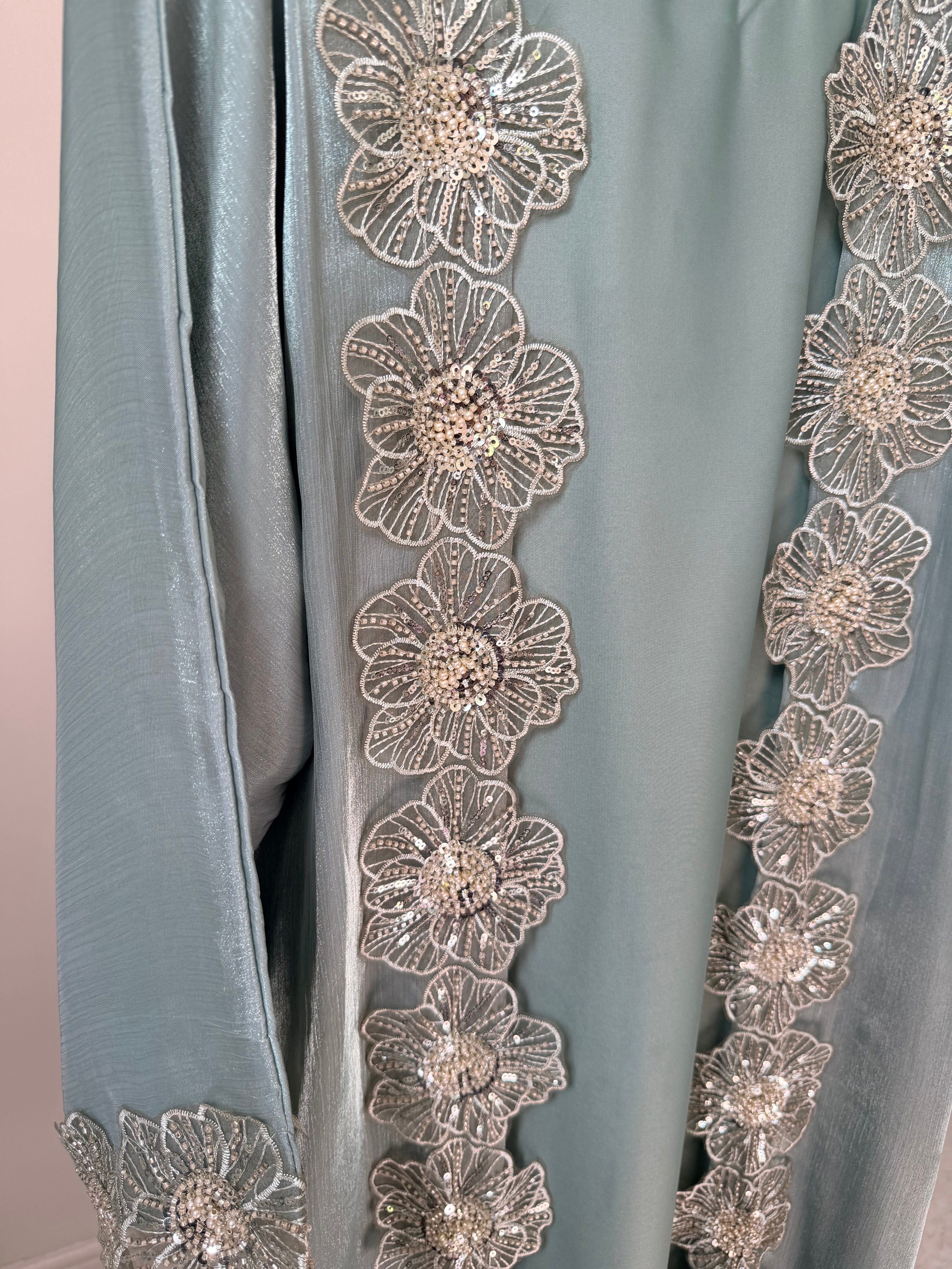 Layla Abaya - Sage Green