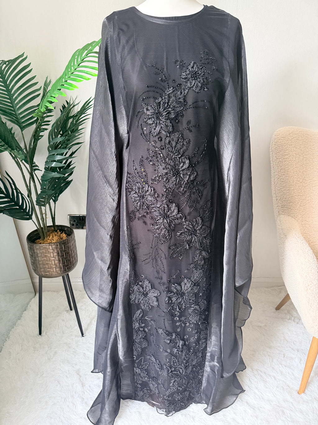 Jameela -  Black Abaya