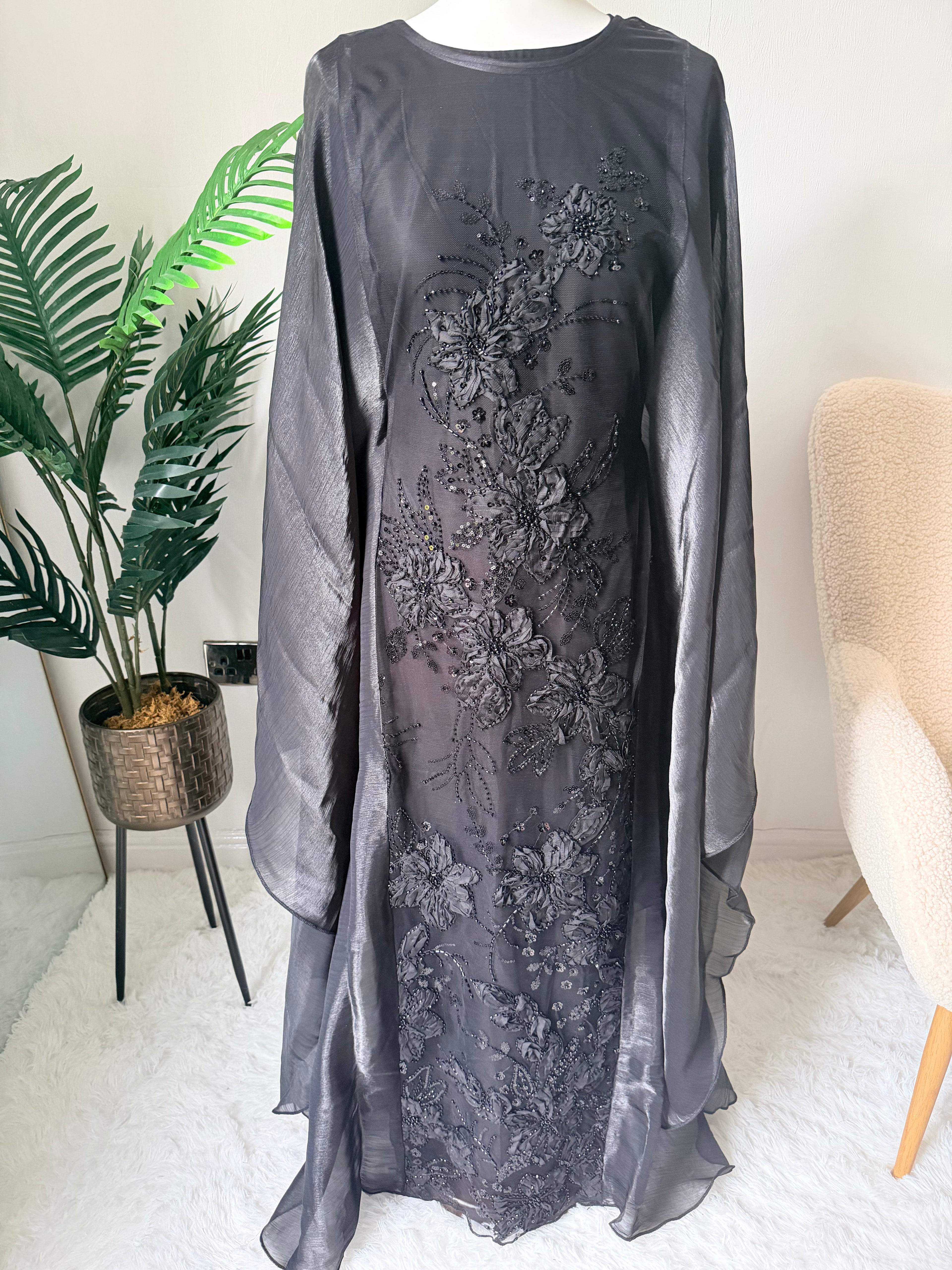 Jameela -  Black Abaya