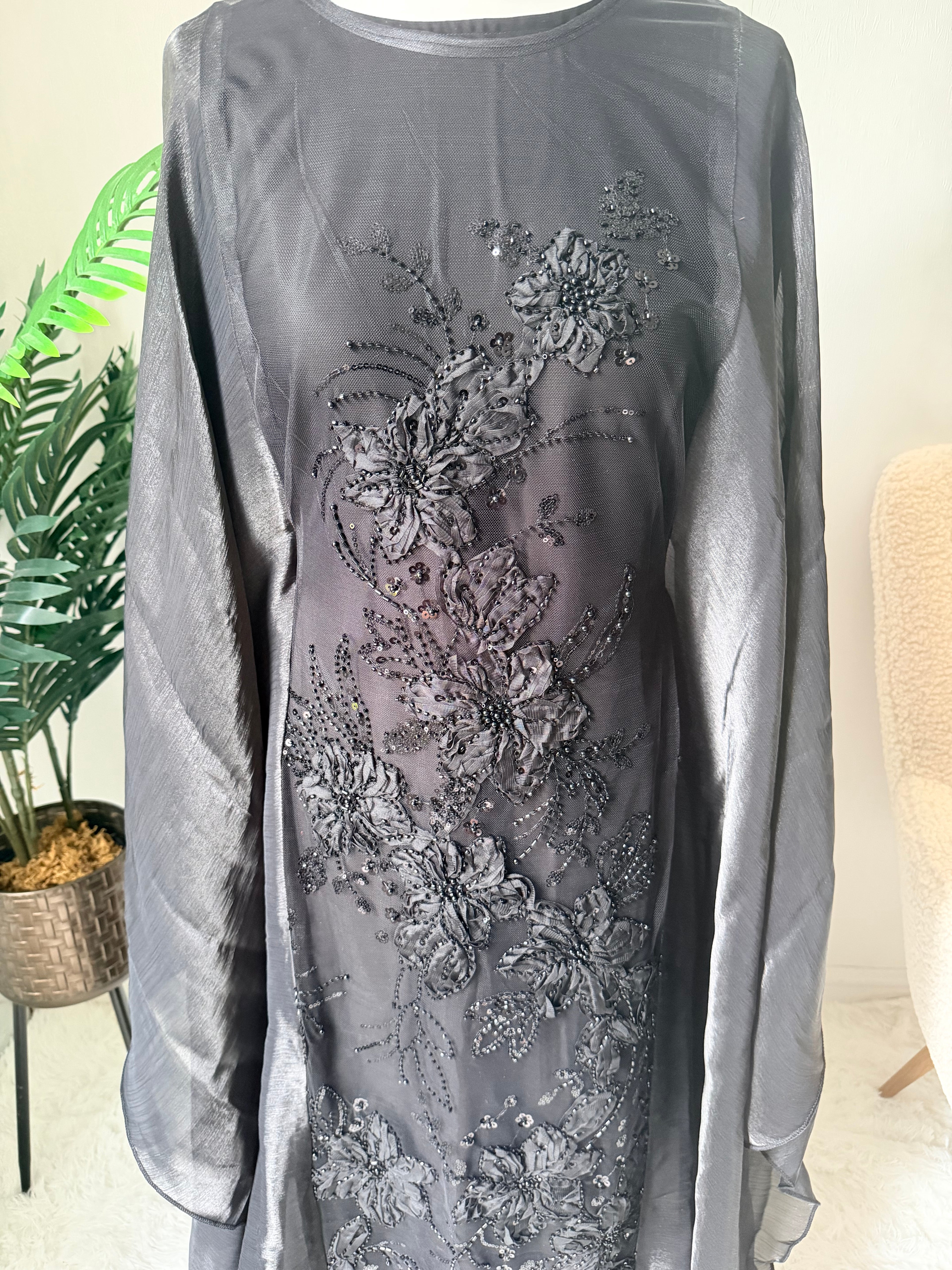 Jameela -  Black Abaya