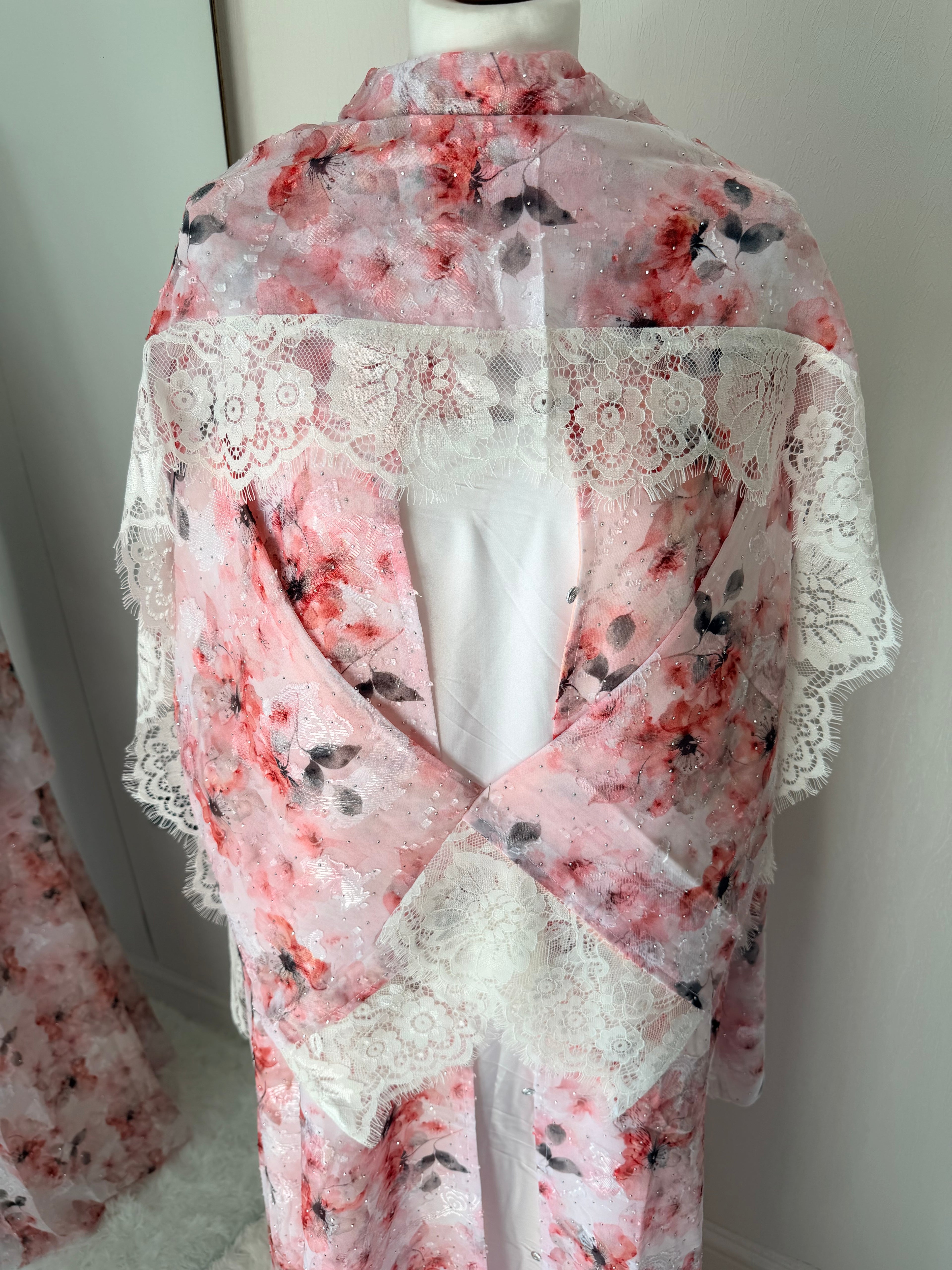 Zara - Pinky White Lace