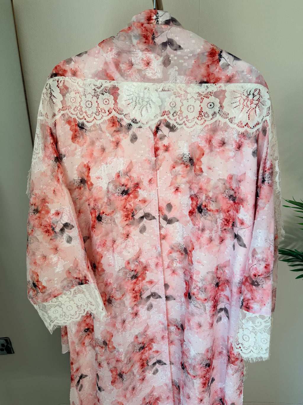 Zara - Pinky White Lace