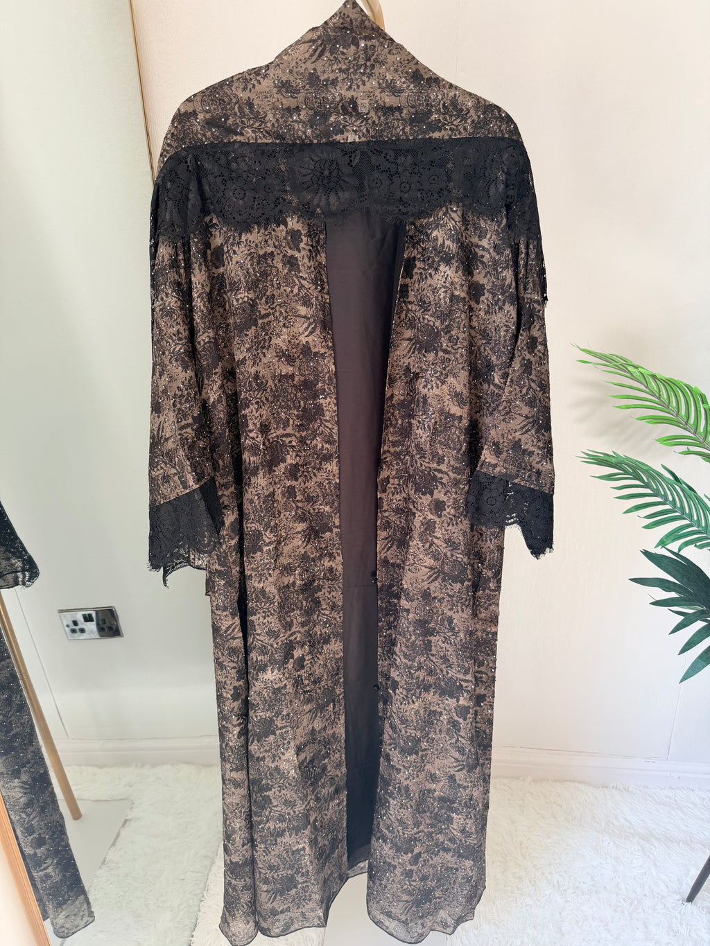 Zara - Black Lace