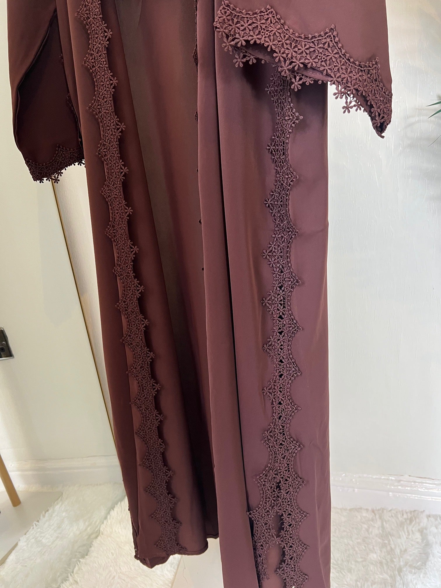 Lace Abaya - Brown